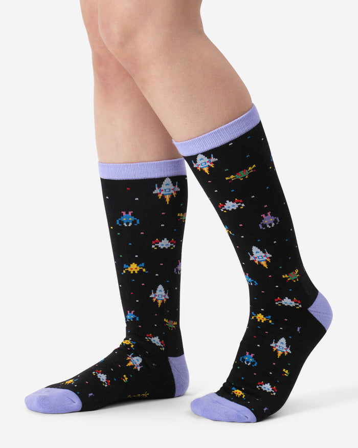 Aliens vs Fighters Socks Australia Online