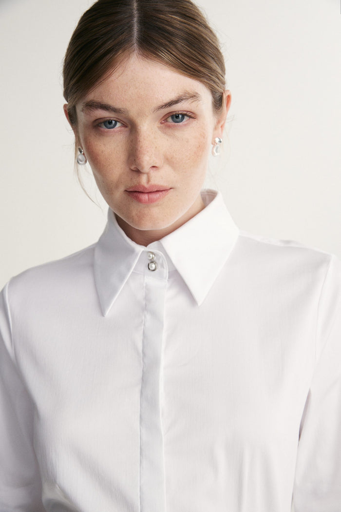 fitted high neck shirt