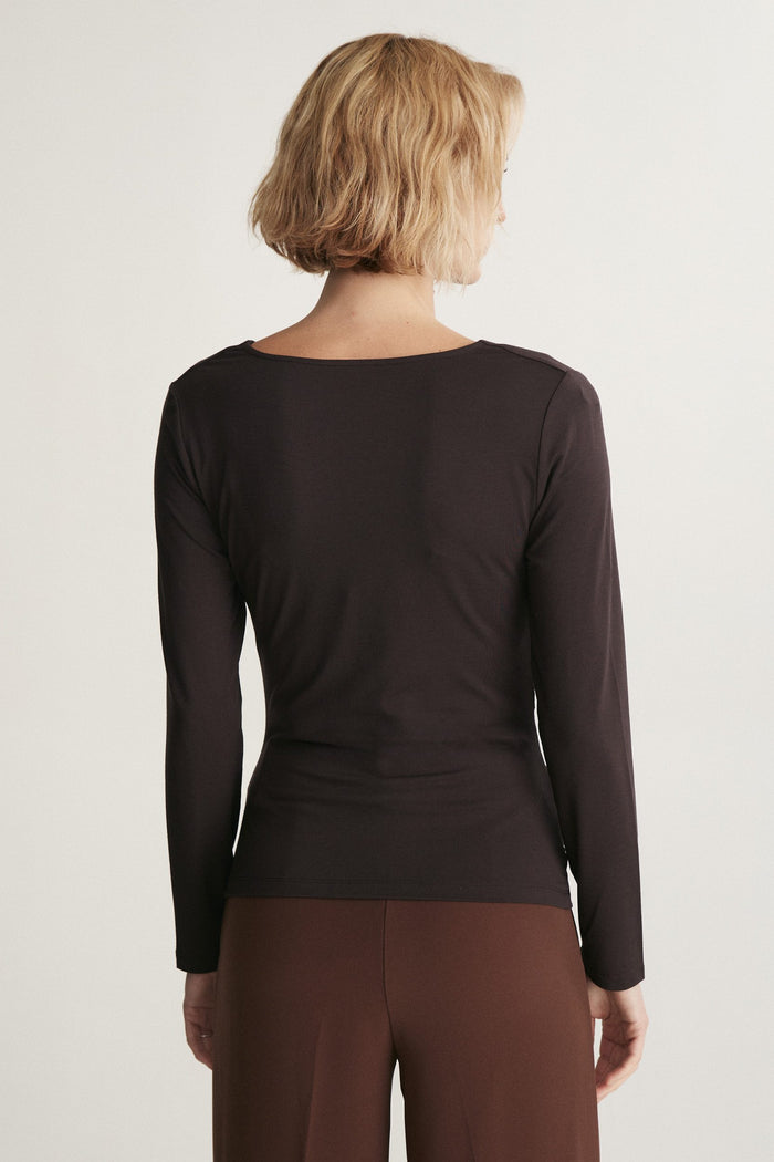 Fitted mock neck jersey top with shirring