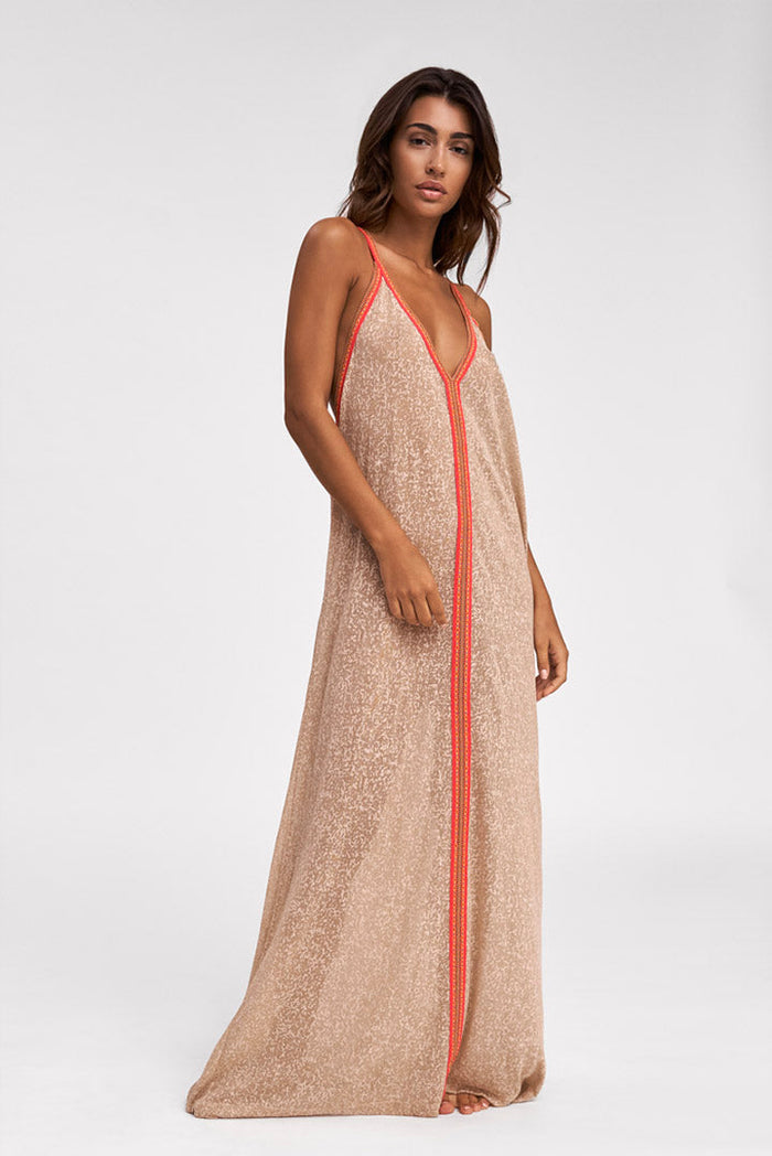 Nude / STANDARD