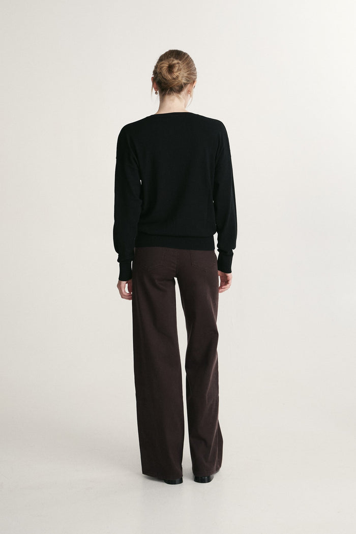 Loose V neck sweater