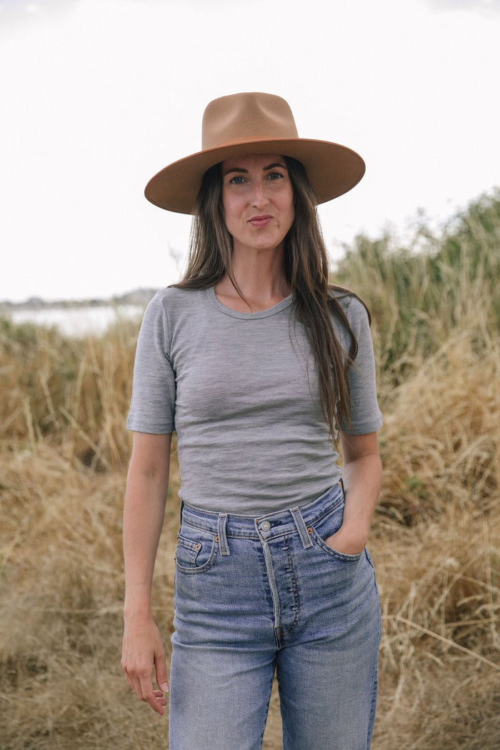 Fitted T | Claire is wearing size XSmall, height 5.5"