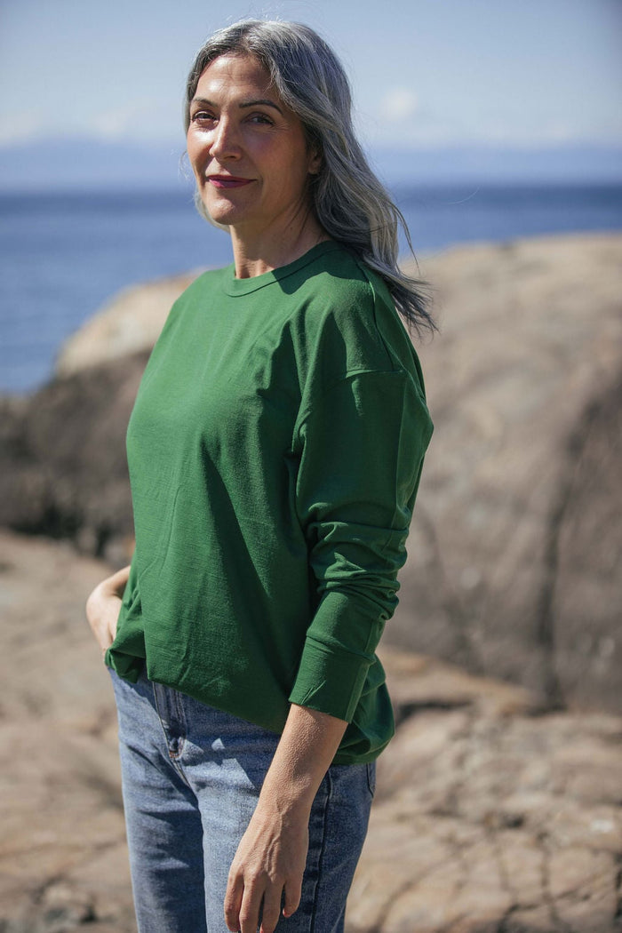Oversized T | Lhasa is wearing size Small, height 5.6"