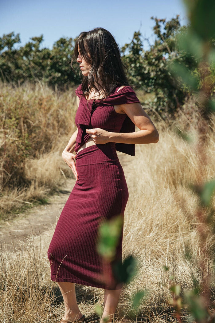 Rib Pencil Skirt | Stela is wearing size XSmall, height 5.7"