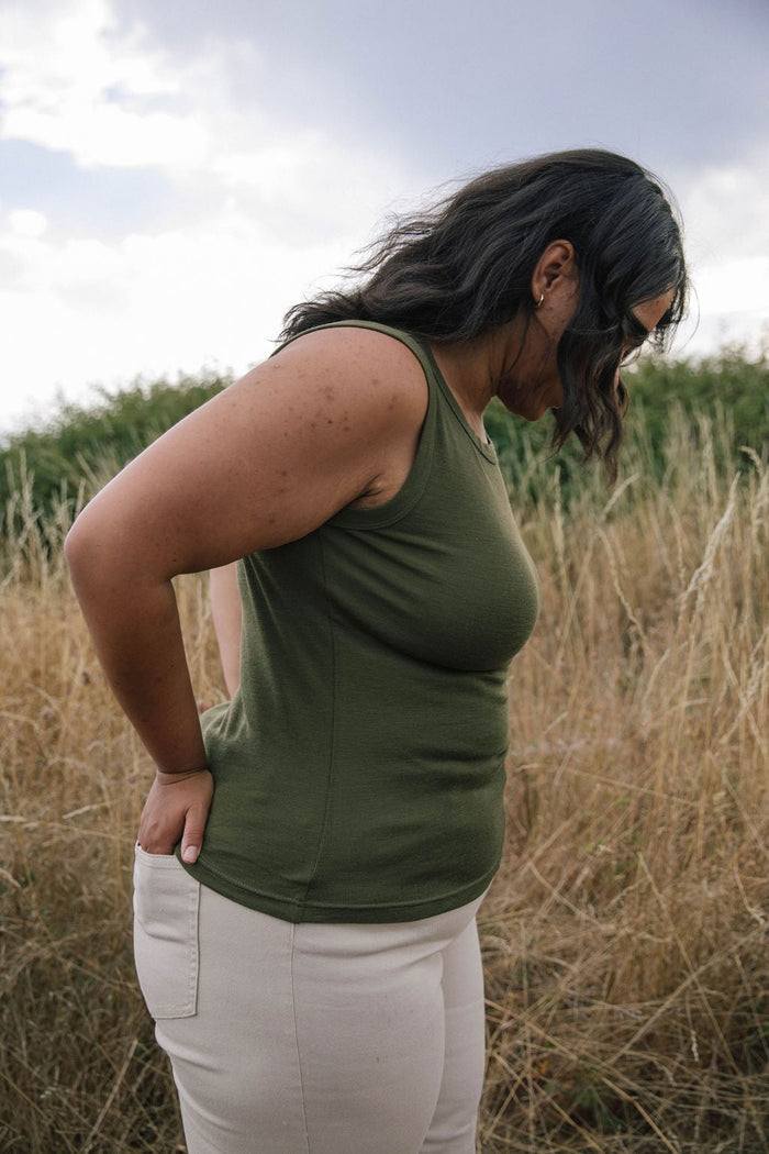 Undershirt | Chiana is wearing size 2XLarge, height 5.7"