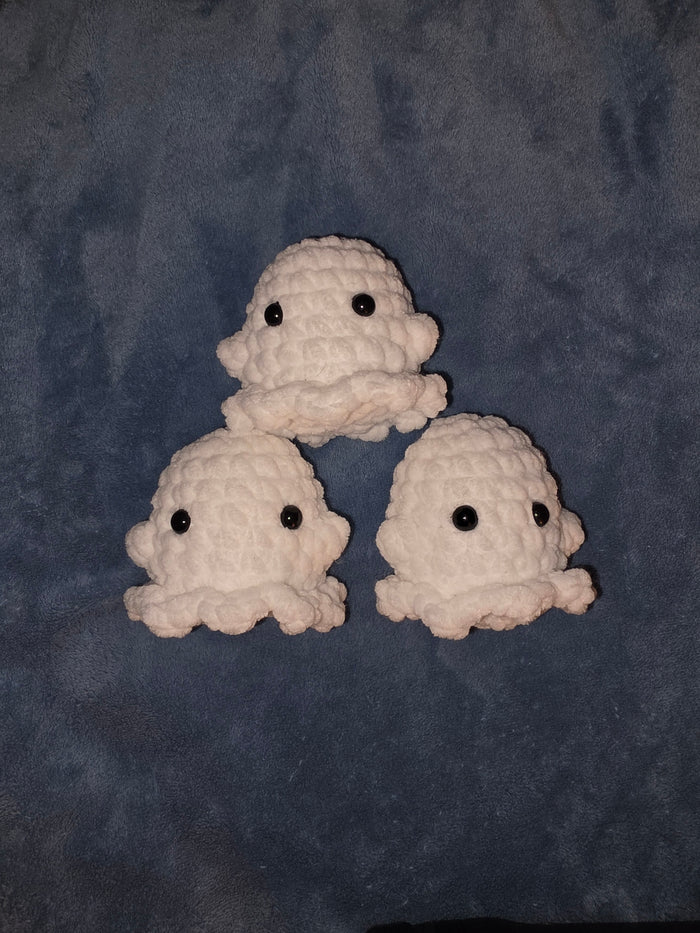 Mini ghost plushie