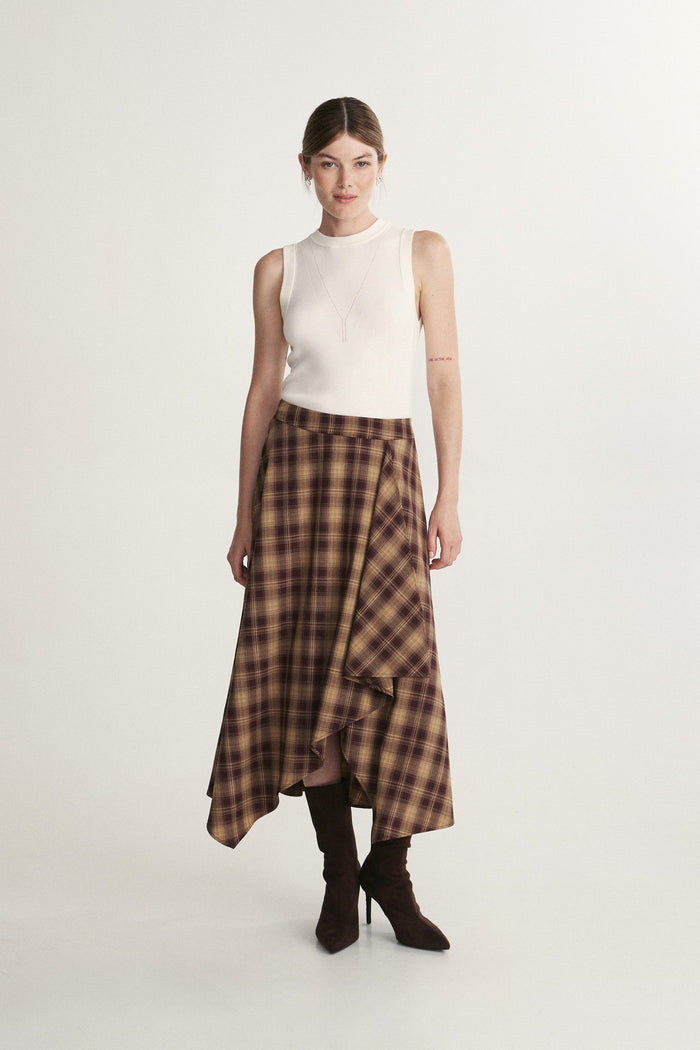 Sleeveless rib sweater