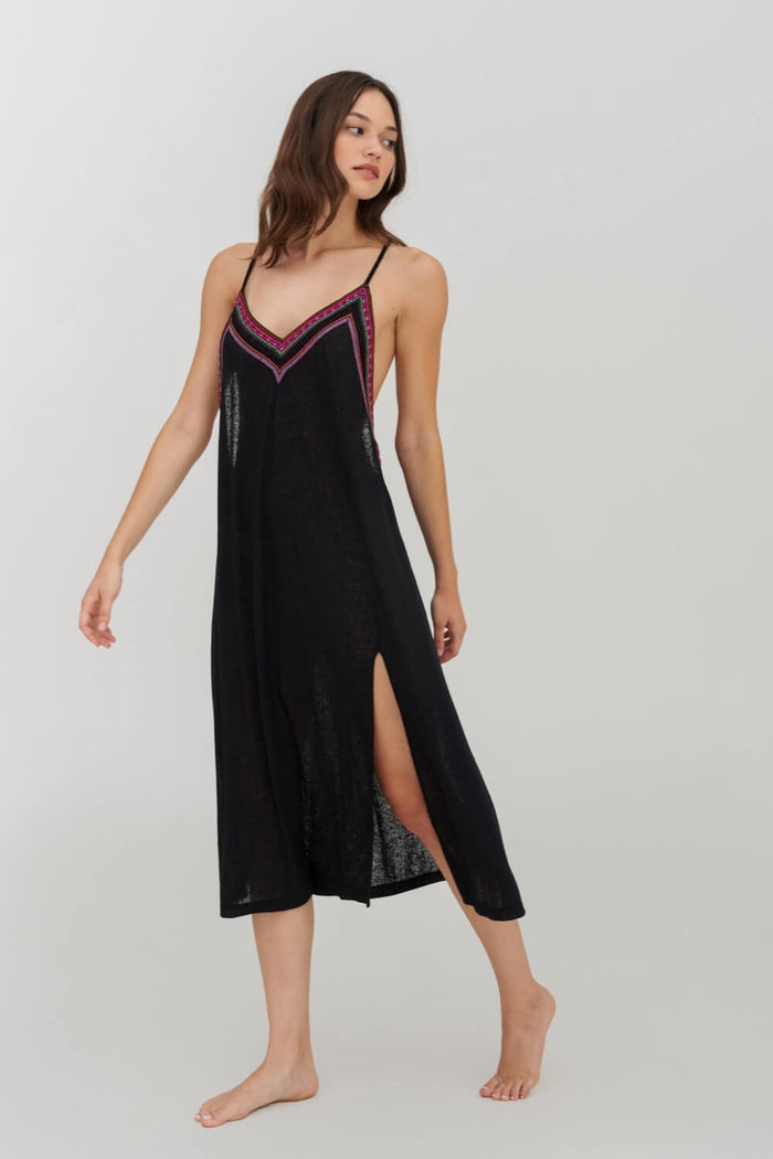 Black / STANDARD