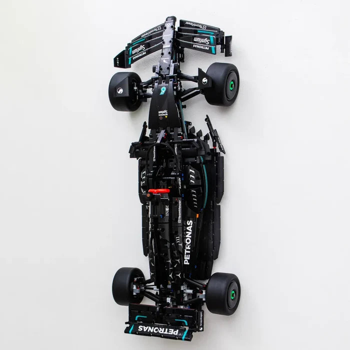 UCHWYT ŚCIENNY MERCEDES-AMG F1 W14 PERFORMANCE - 42171